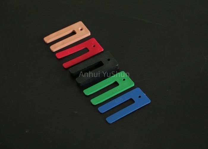 1.5mm 3.2mm 6.4mm 10mm 플라스틱 창문 설치기 내구성 및 노란색 성능